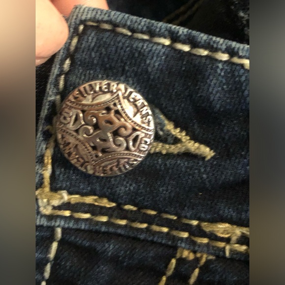 Silver Jeans - Picture 6 of 10